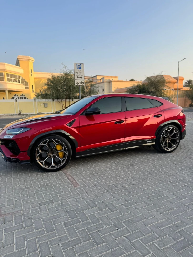 لامبورغيني أوروس ٢٠٢٣ - سيارة رياضية thumbnail NaN